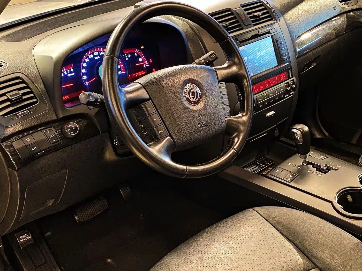 Kia Borego 2013 3.8L Luxury Edition China V фото 11