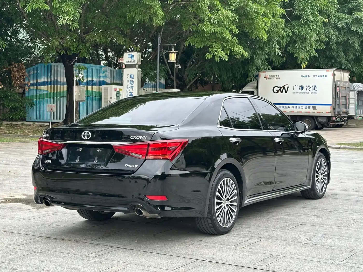 Toyota Crown 2018 2.0T Sport Edition фото 15