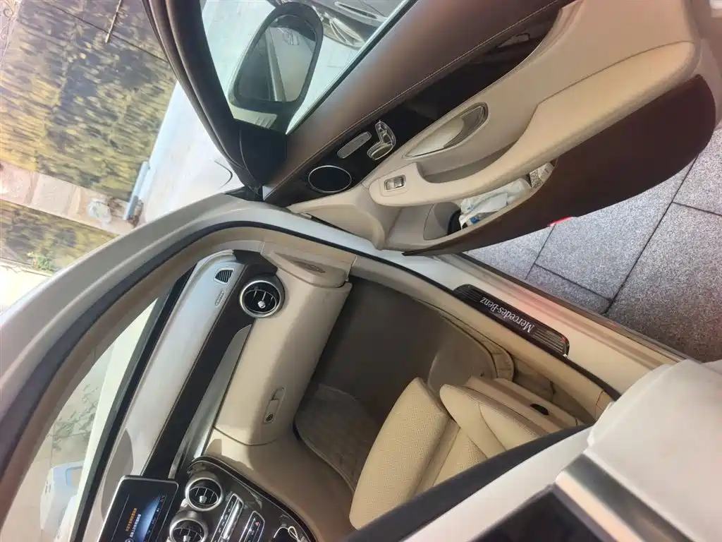 Mercedes-Benz C-Class 2015 Facelift C 200 L фото 22