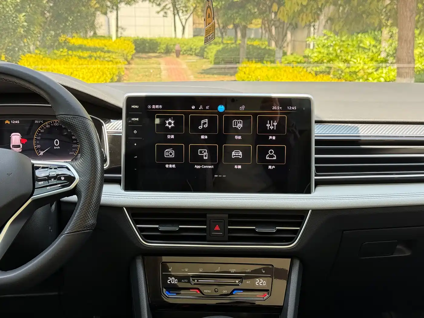 Volkswagen Tiguan L 2023 Facelift 330TSI Auto FWD R-Line Premium фото 16