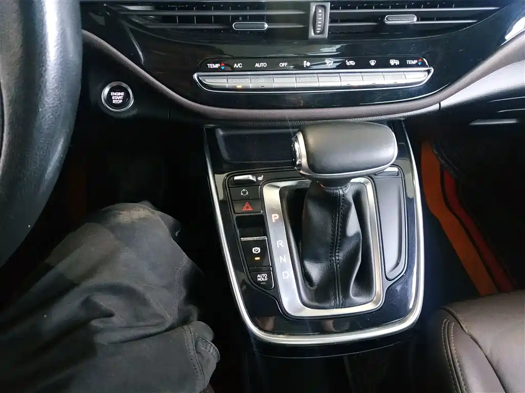 GAC Trumpchi Trumpchi M6 2019 270T DCT Prestige Edition (7-seater) (China VI) фото 14