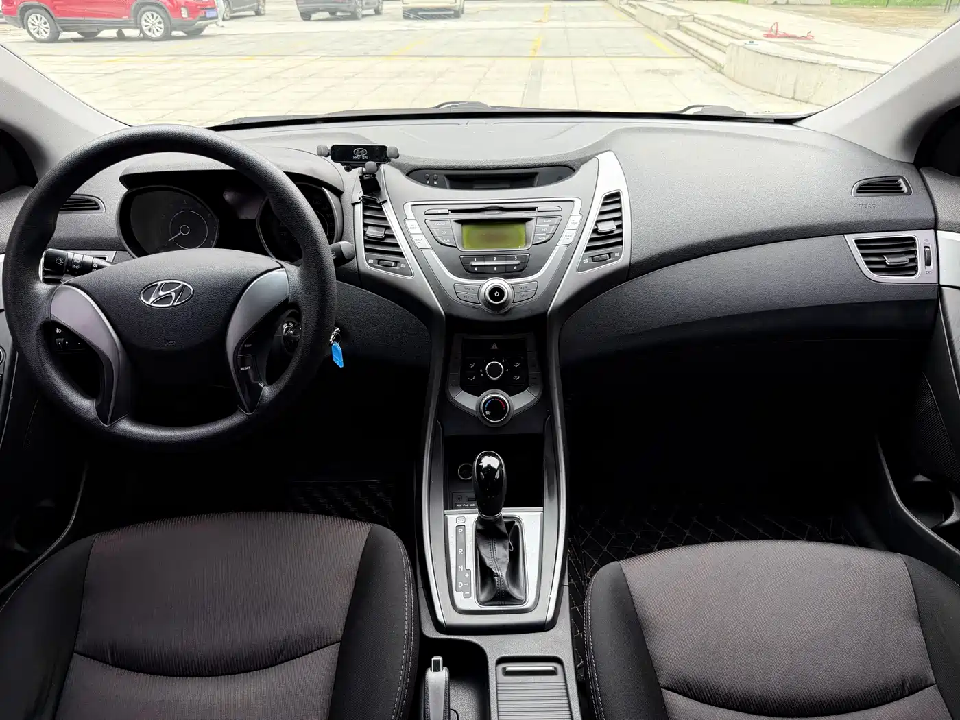 Hyundai Langdong 2015 1.6L Auto Trend фото 7