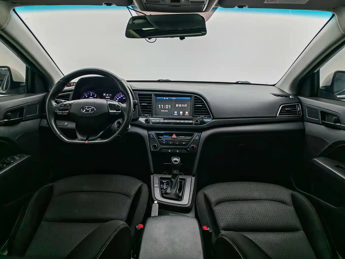 HYUNDAI LEAD