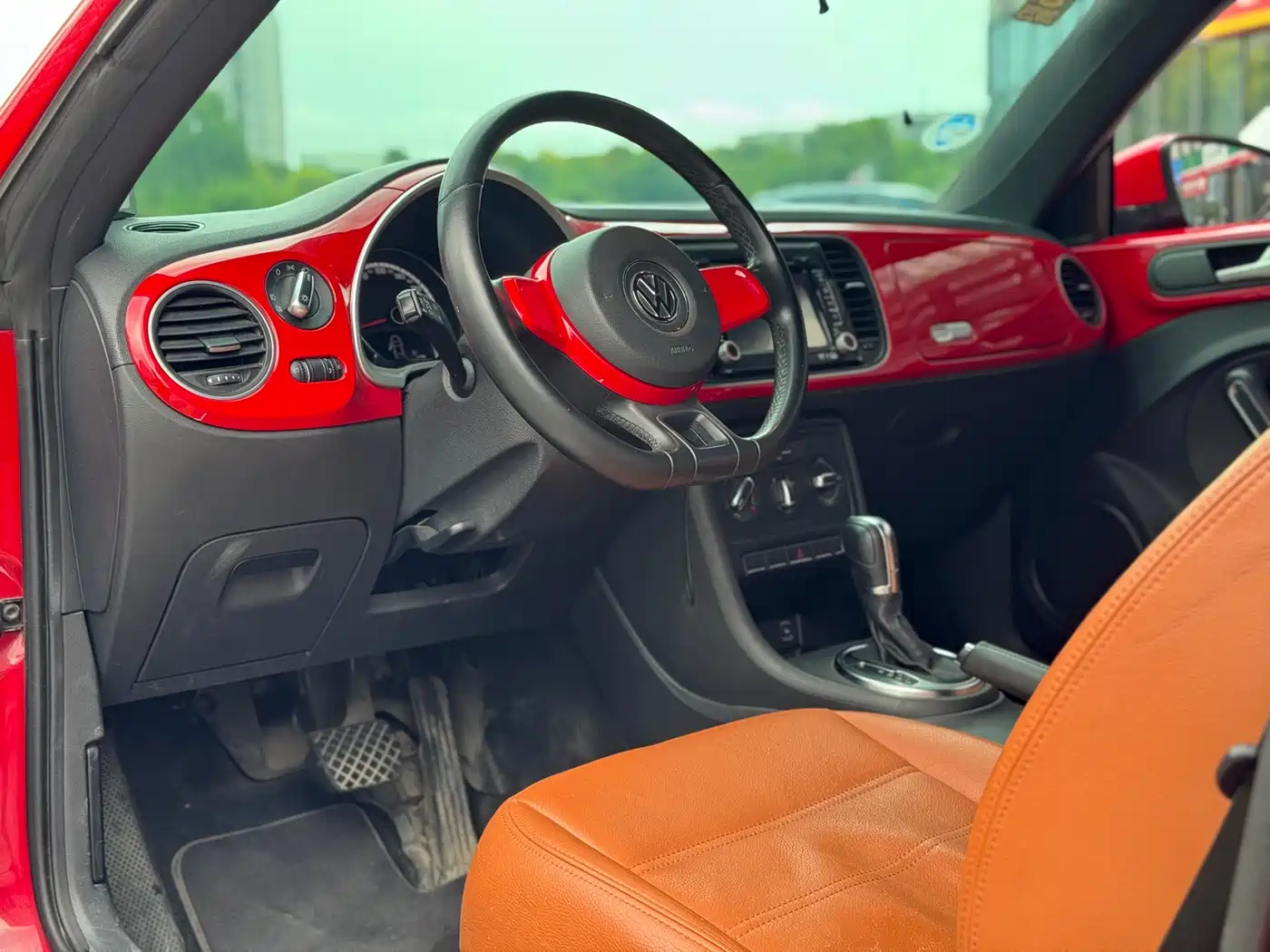 Volkswagen Beetle 2015 180TSI фото 7