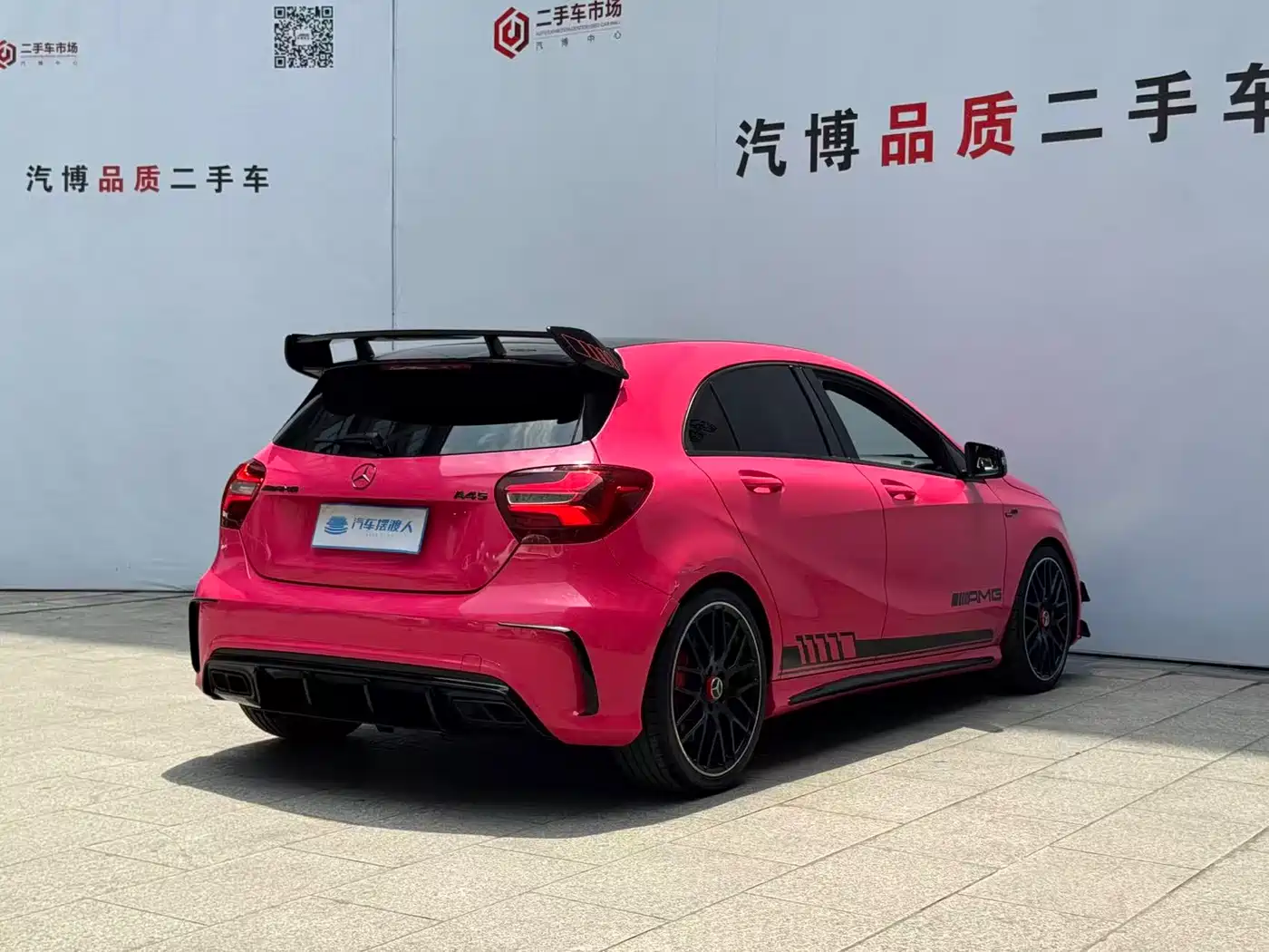 Mercedes-Benz A-Class AMG (Import) 2017 AMG A 45 4MATIC фото 12