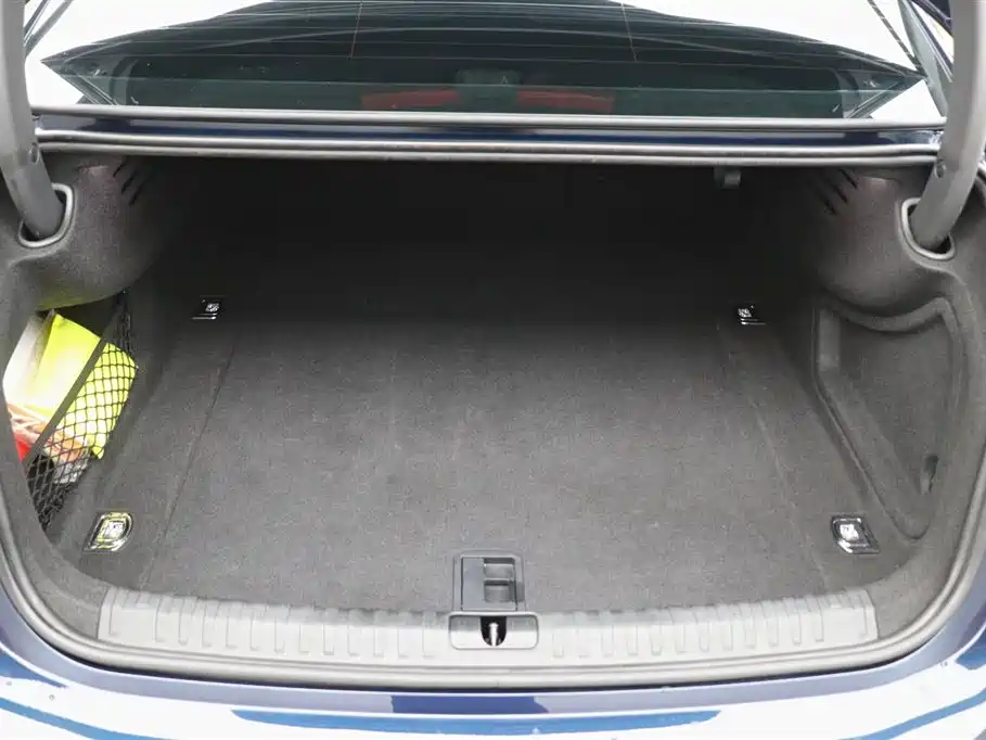 Audi A7L 2024 45TFSI S-line Dream Edition Crystal Package фото 31
