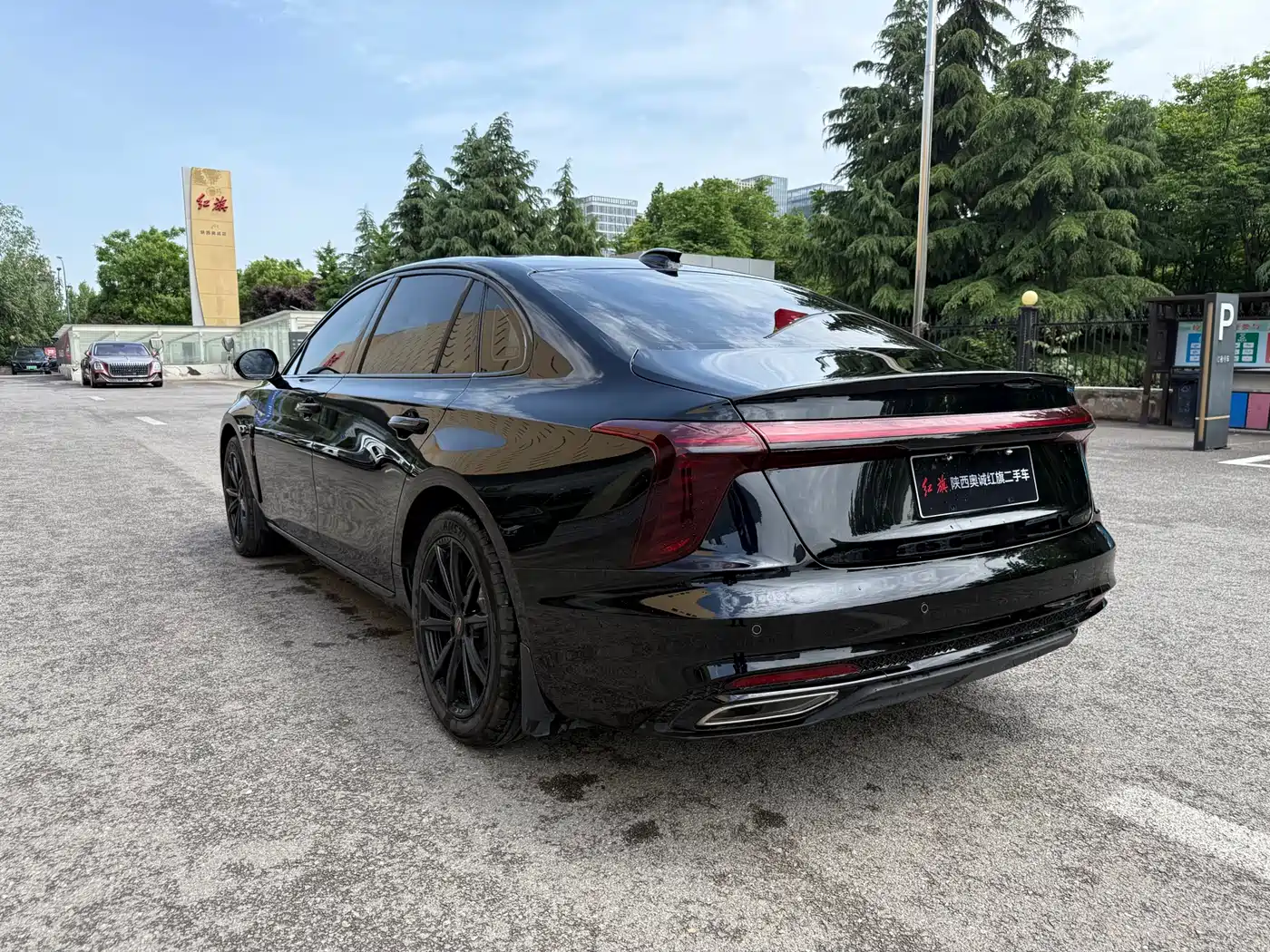 Hongqi H5 2024 2.0T Automatic Smart Connect Flag Smooth Edition фото 7