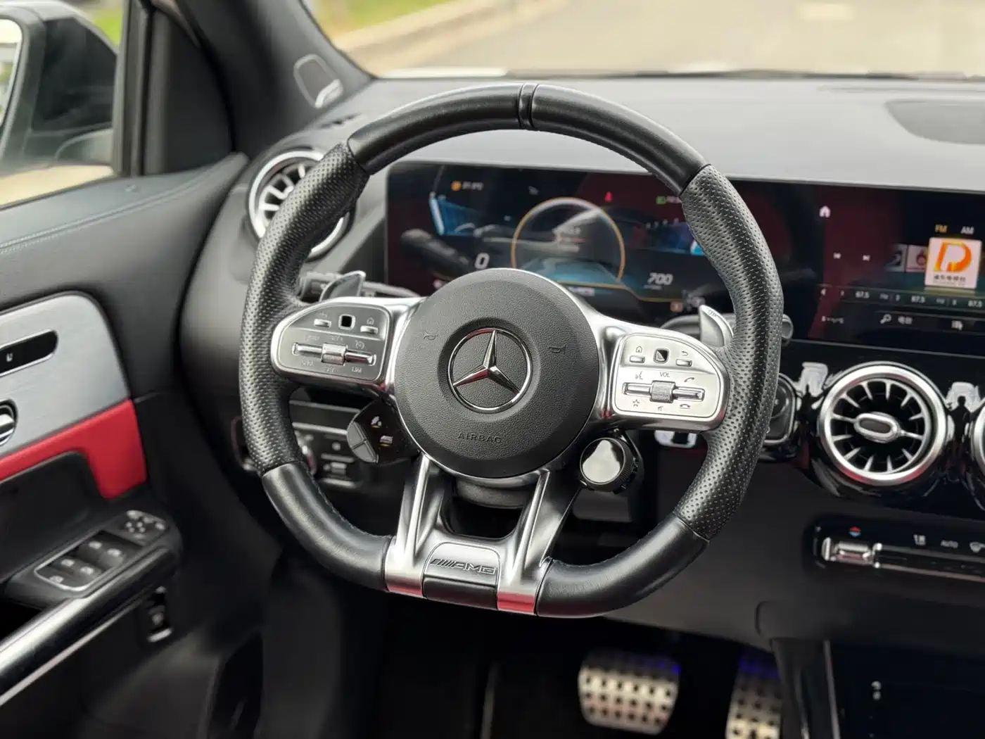 Mercedes-Benz GLA AMG 2021 AMG GLA 35 4MATIC фото 16