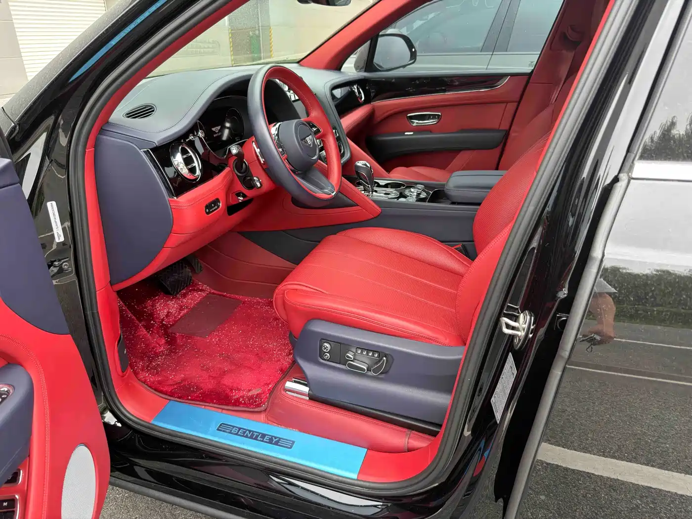 Bentley Bentayga 2025 2024 4.0T V8 Long Wheelbase