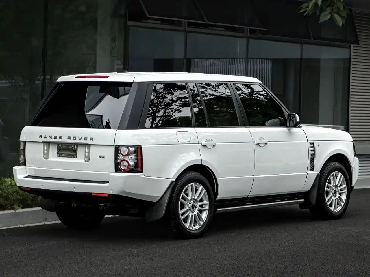 Фото 3 - Land Rover Range Rover