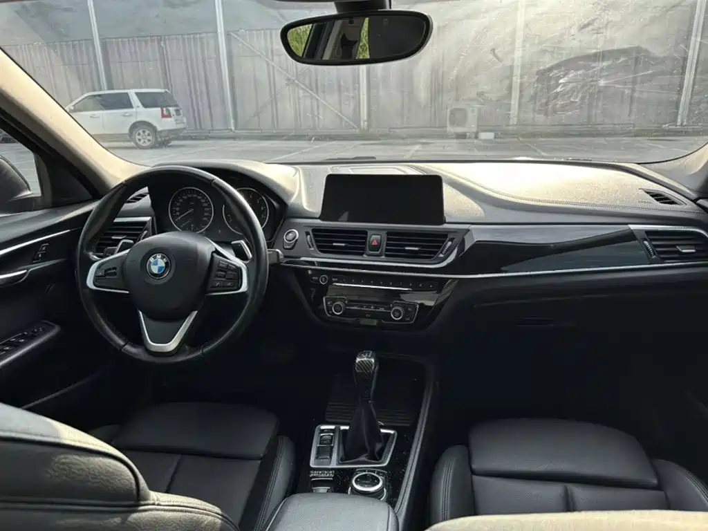 Фото 15 - BMW 1 Series