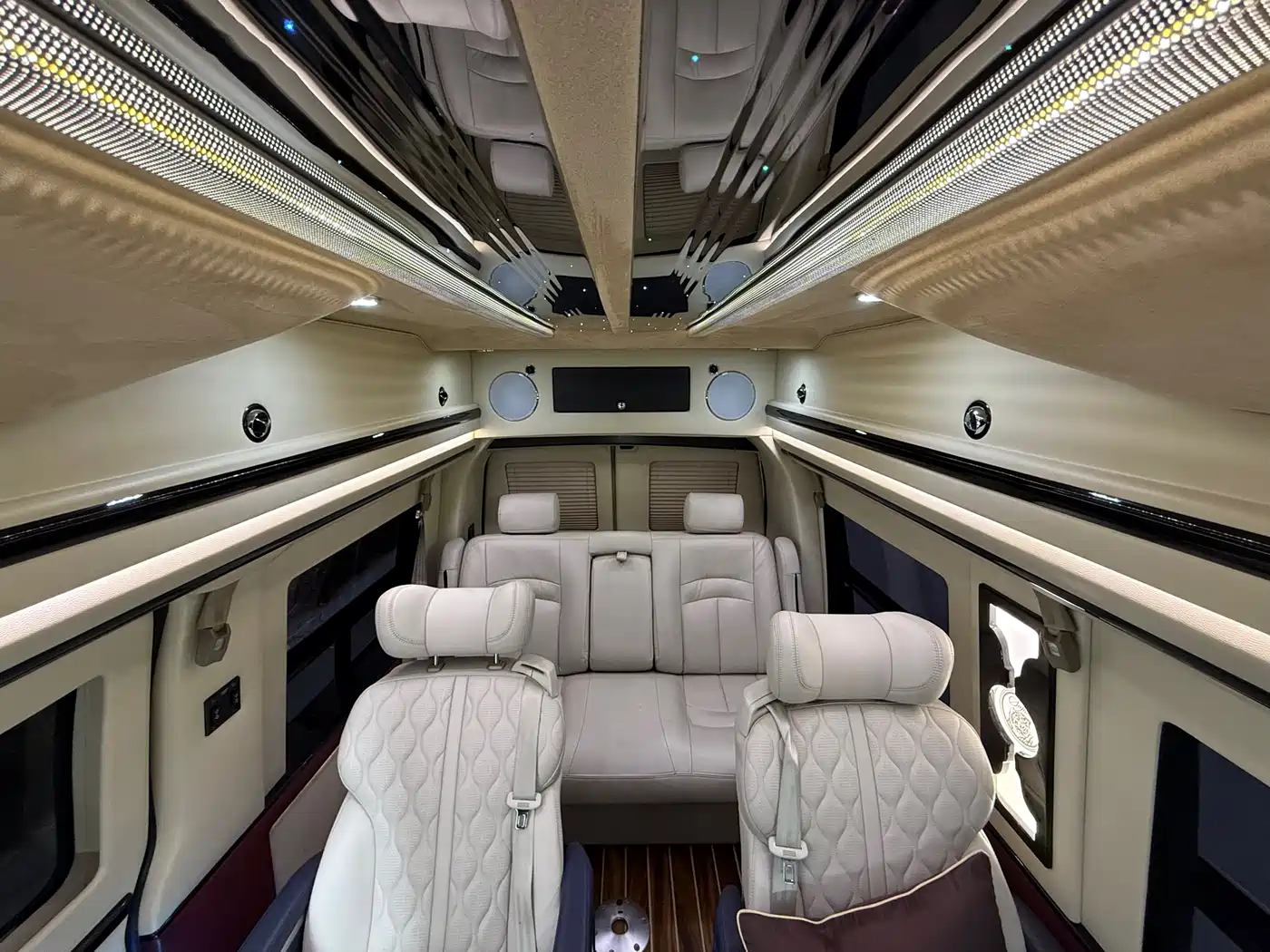 GMC Savana 2017 2016 G600S Prestige Edition
