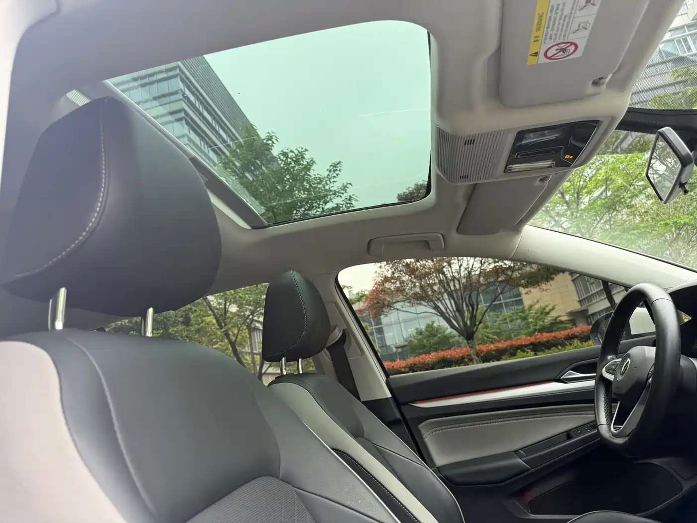 Volkswagen Golf 2021 280TSI DSG Pro Launch Edition фото 12