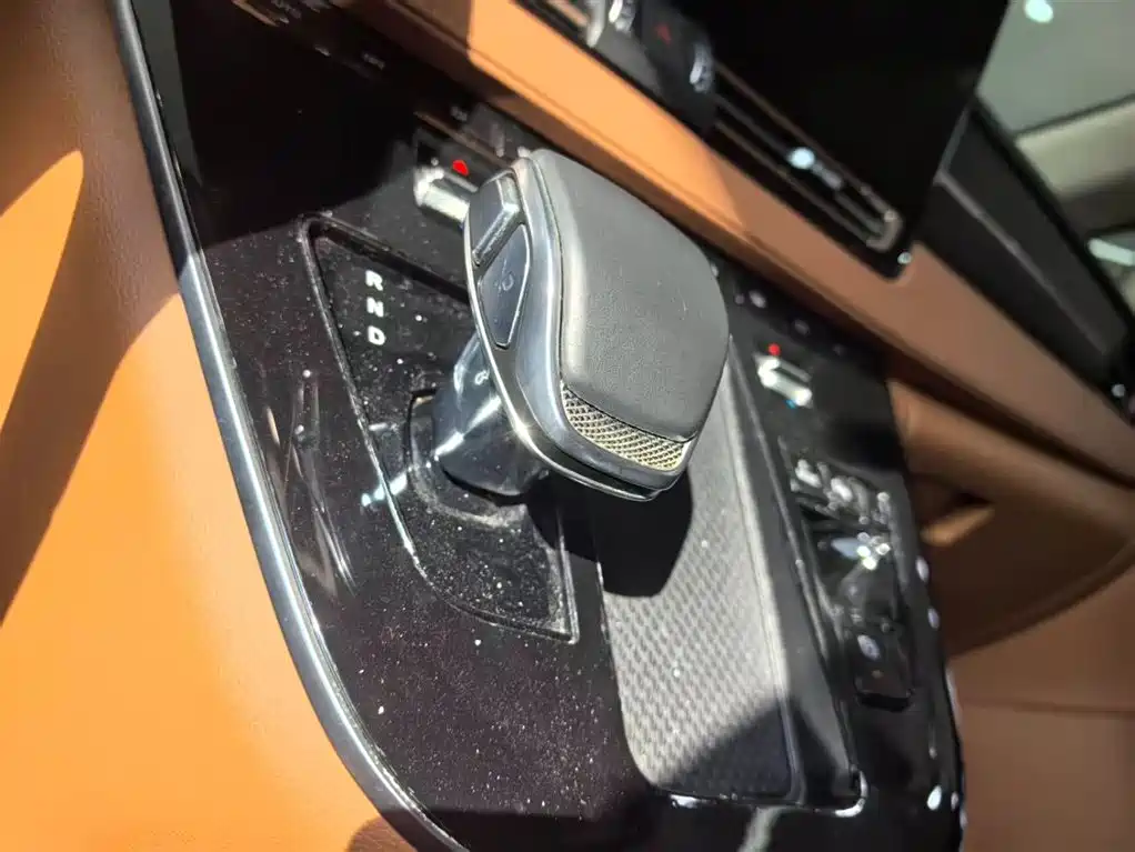 Hongqi HONGQI HQ9 PHEV