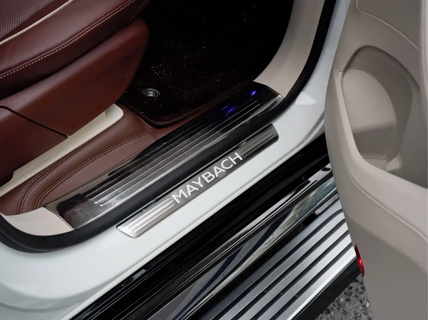 MERCEDES-BENZ MAYBACH GLS