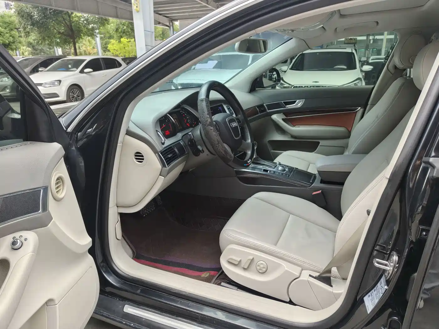 Audi A6L 2011 Model 2.0 TFSI Auto Standard фото 7