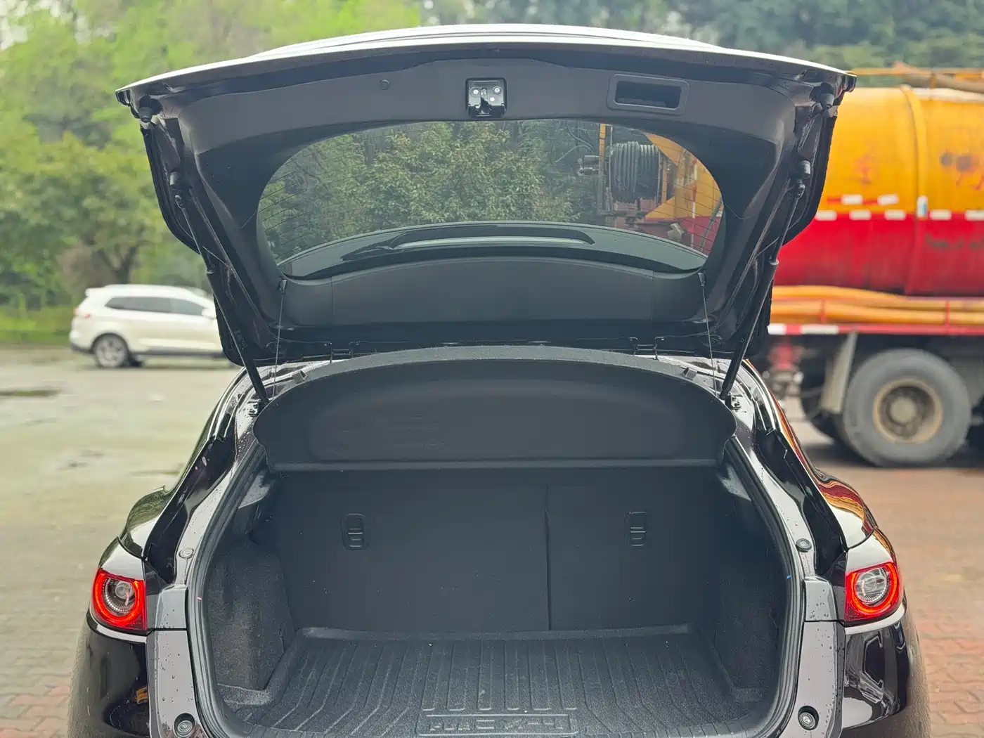 MAZDA CX-4