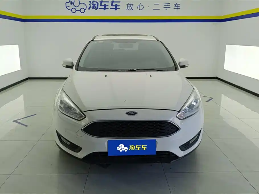 FORD FOX