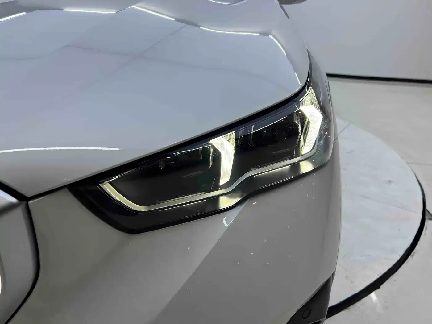BMW 5 Series 2024 530Li Leading M Sport Package фото 19