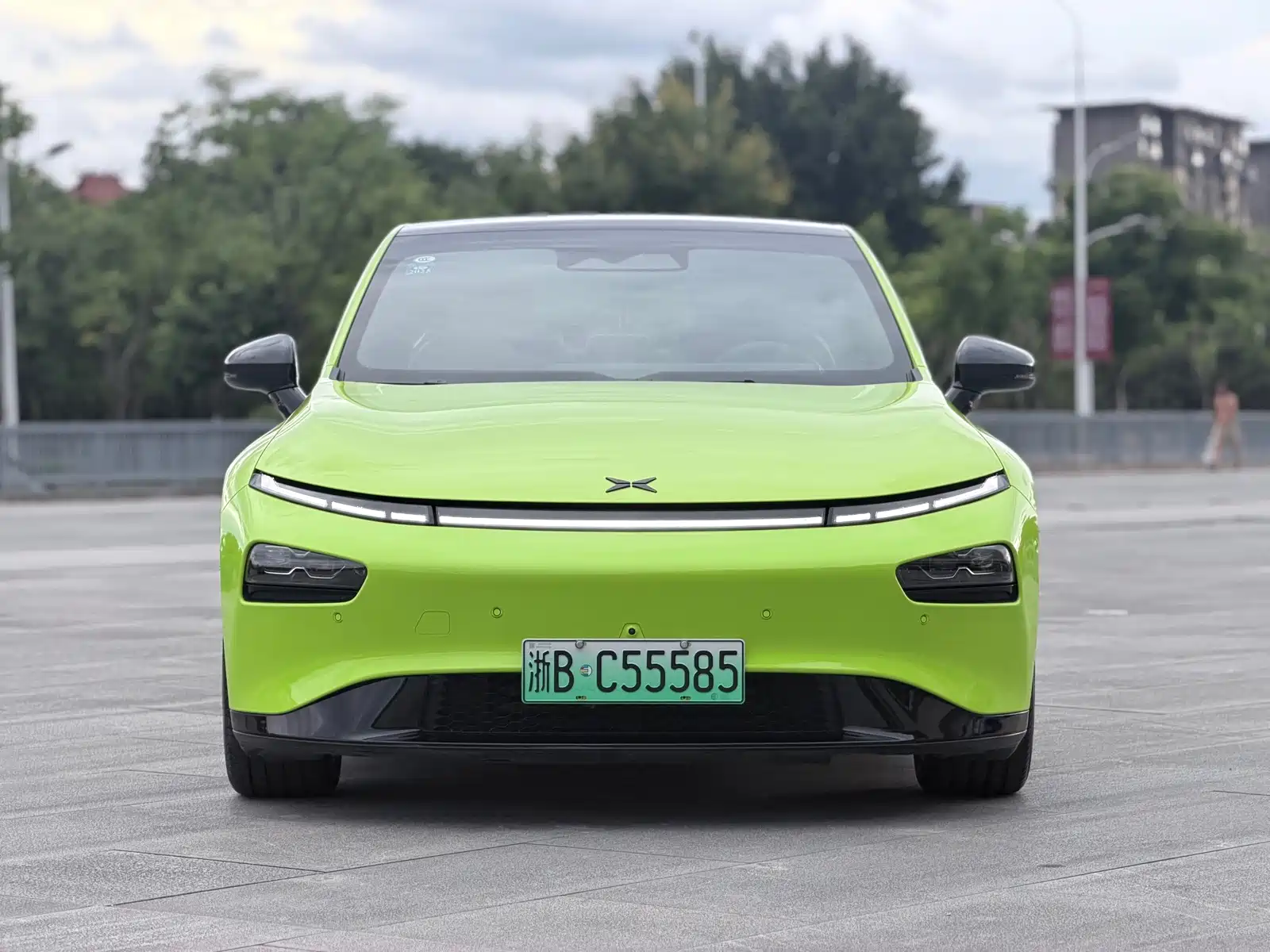 Фото 3 - XPeng P7