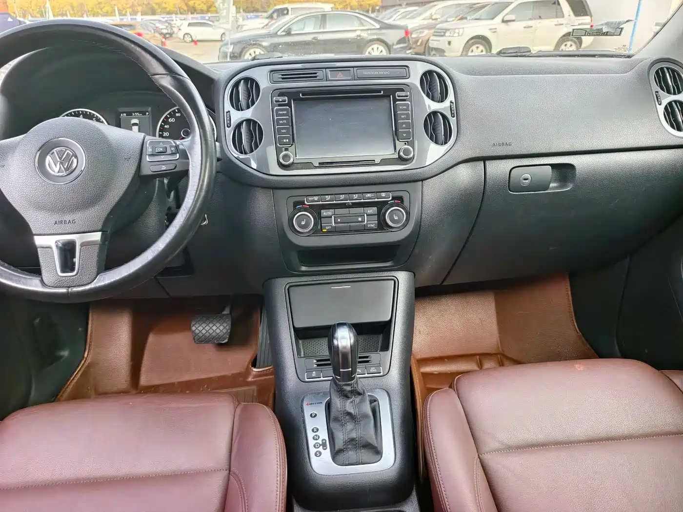 Volkswagen Tiguan 2014 2.0TSI Exclusive Edition фото 13