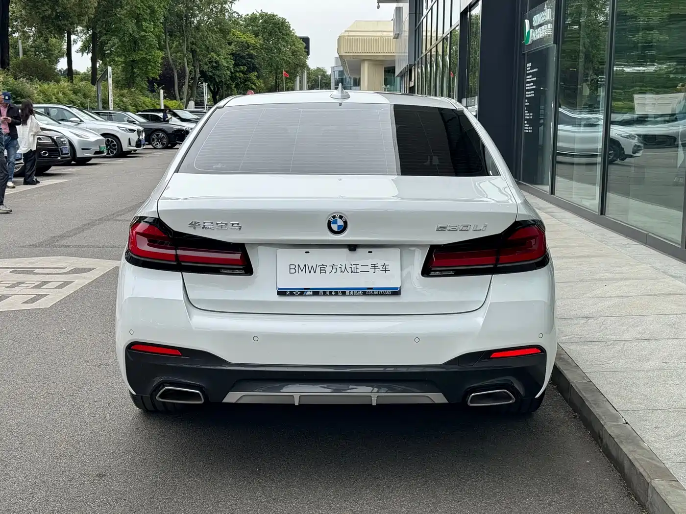 BMW 5 Series 2023 530Li Leading M Sport Package фото 6