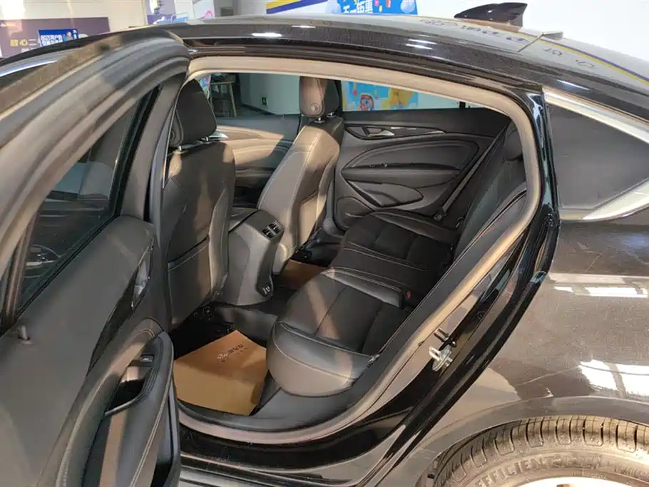BUICK REGAL