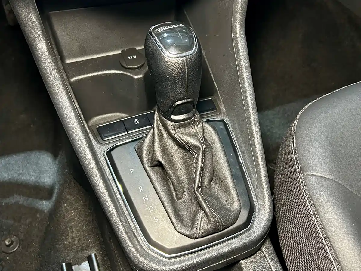 Škoda Rapid 2022 1.5L Automatic Comfort Edition фото 16