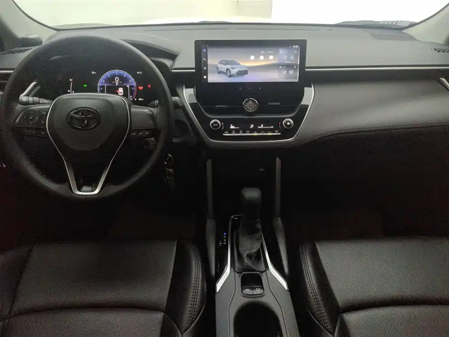 Toyota Frontlander 2024 2.0L CVT Elite Edition фото 13