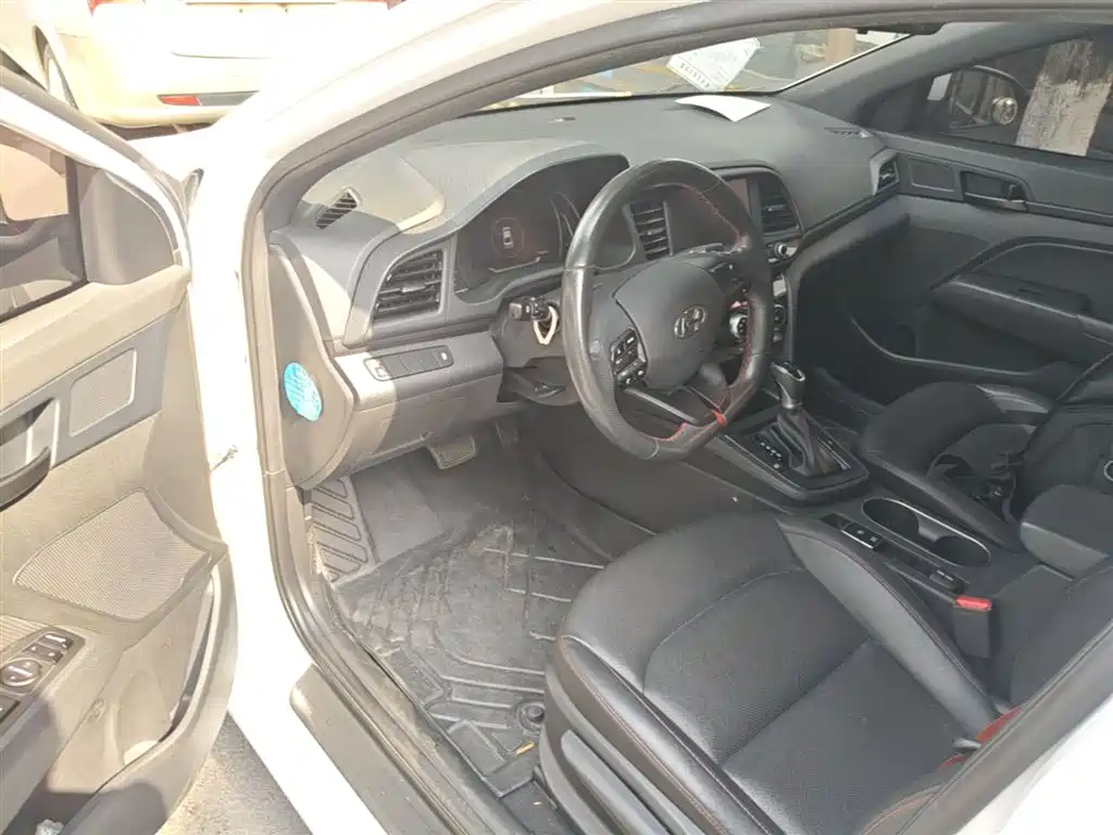 Hyundai Elantra 2020 1.4T DCT Dynamic·Vitality фото 16