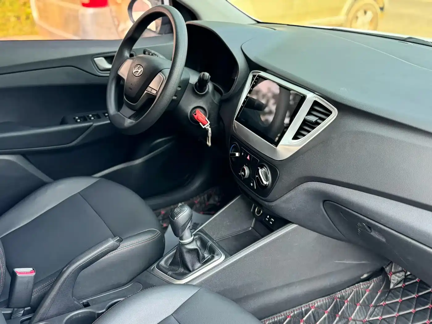 Hyundai Verna 2018 2016 1.4L Manual Cool Edition GLS