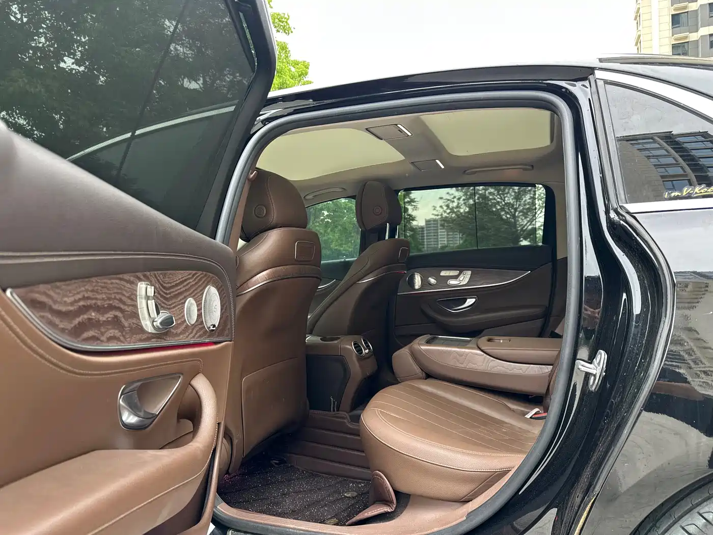 Mercedes-Benz E-Class 2019 Facelift E 300 L Luxury фото 7
