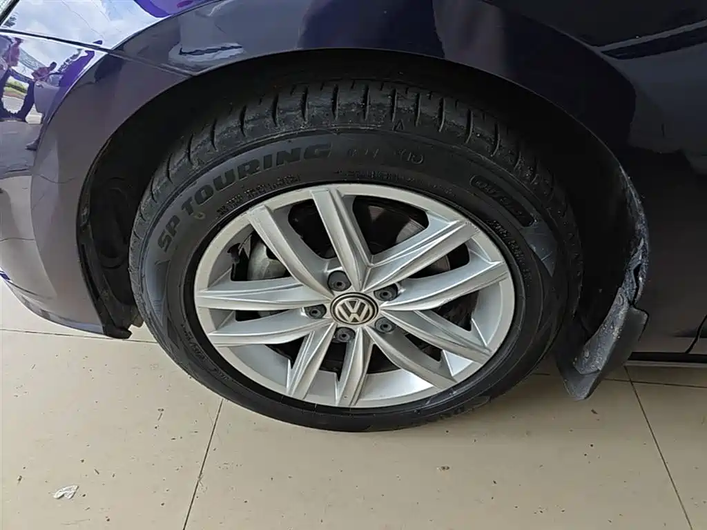 Volkswagen Golf 2018 1.6L Automatic Comfort фото 23