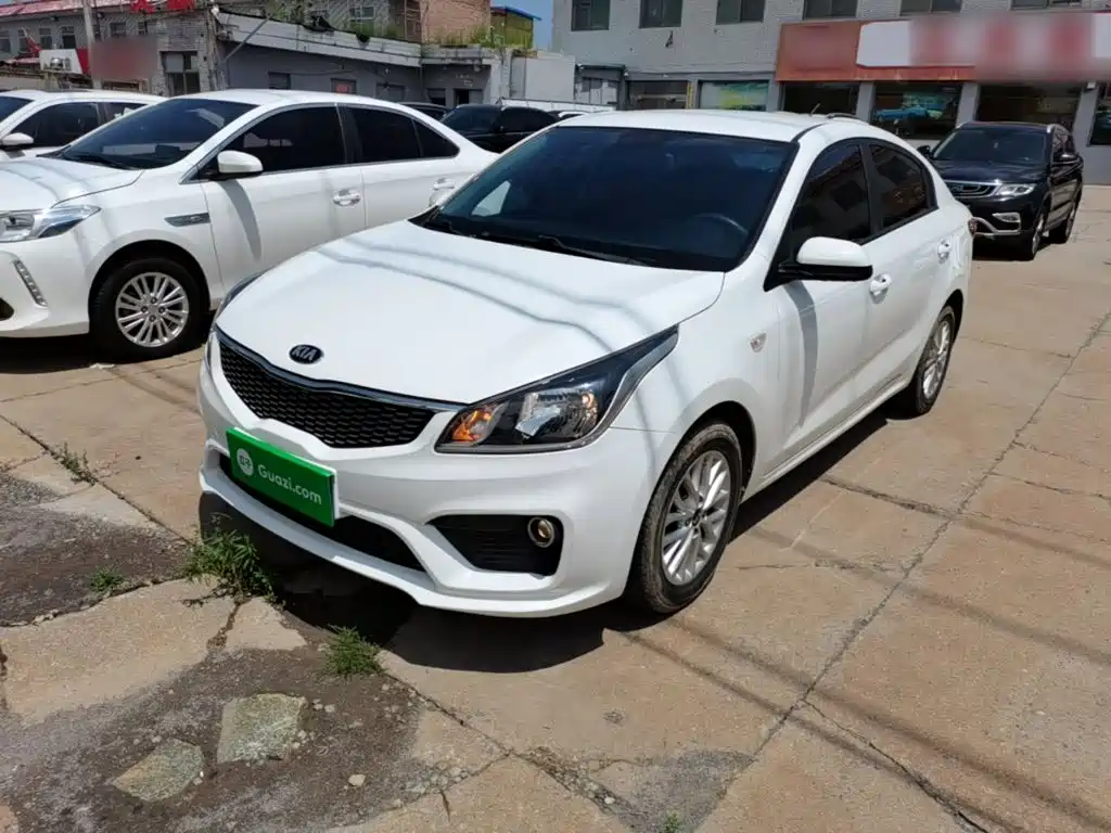Kia K2 2017 2017 Sedan 1.4L AT GLS