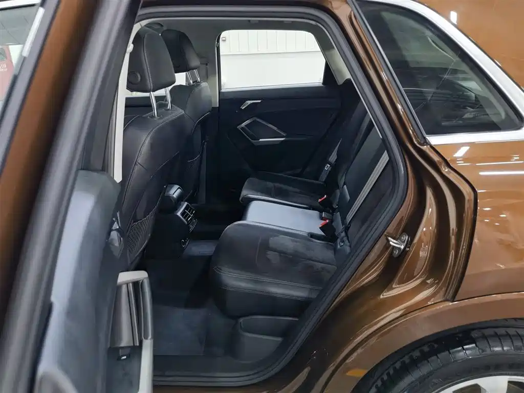 Audi Q3 2019 35 TFSI Progressive Sport фото 15