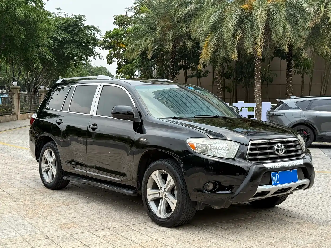 Toyota Highlander 2009 2.7L 2WD 7-seater Luxury Edition