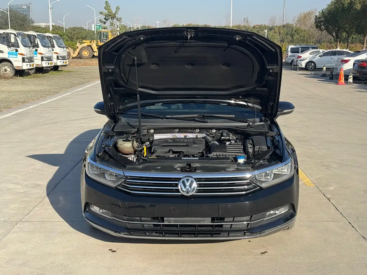 Volkswagen Magotan 2018 Facelift 330TSI DSG Luxury фото 8