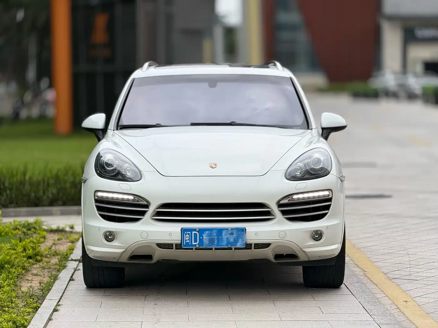 Porsche Cayenne 2014 Cayenne Platinum Edition 3.0T фото 2