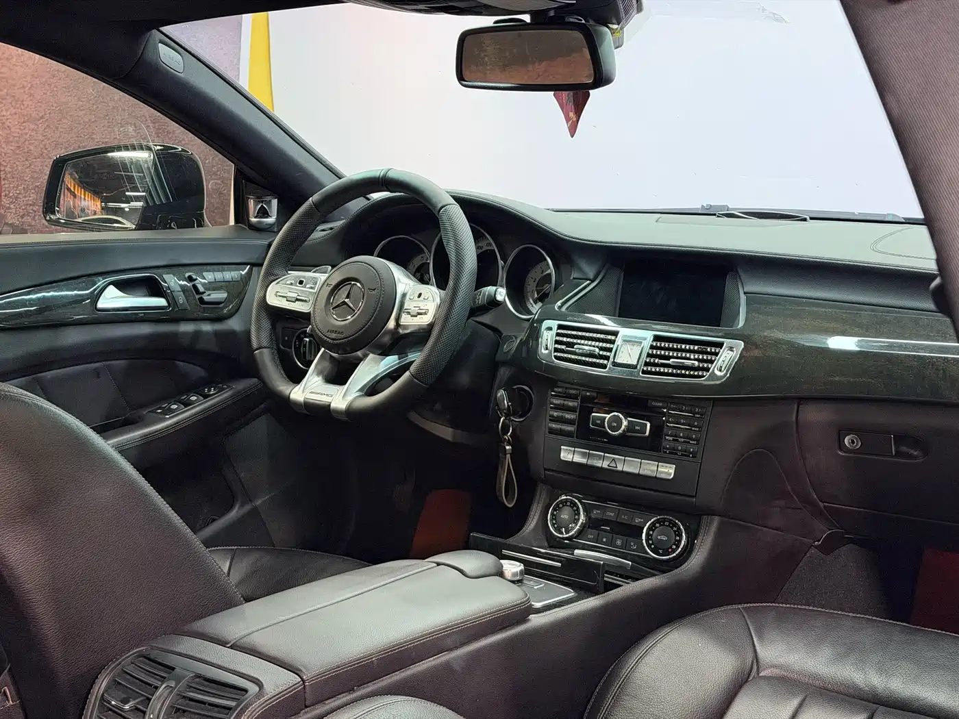 Mercedes-Benz CLS 2012 CLS 300 CGI фото 10