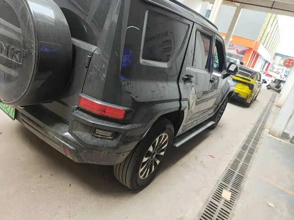 TANK TANK 700 NEW ENERGY