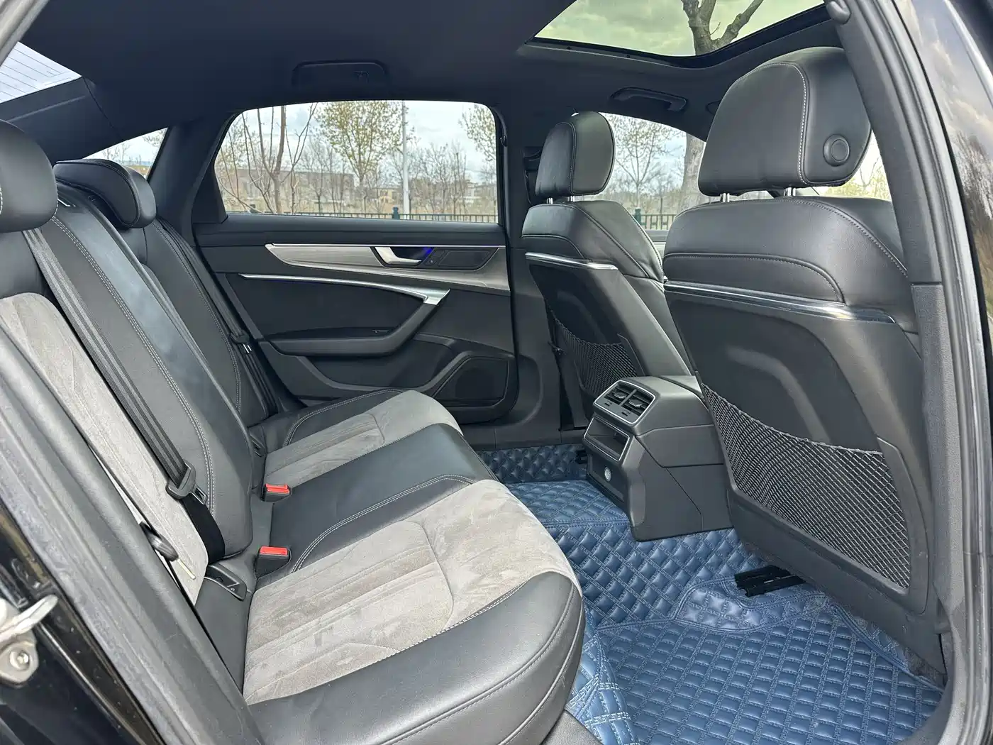 Audi A6L 2019 40 TFSI Luxury Dynamic фото 9