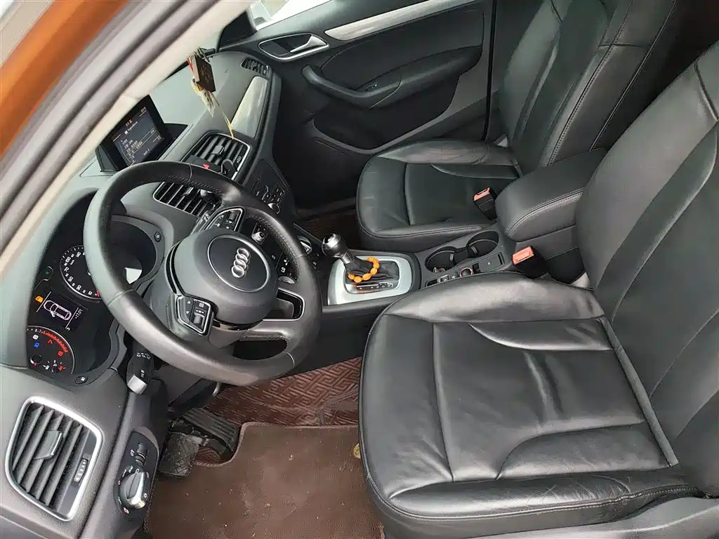 Audi Q3 2015 35 TFSI Comfort фото 16