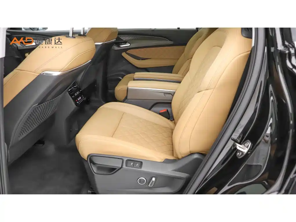 Audi Q6 2025 2024 50 TFSI quattro Xing Yun Yu Lin Package 6-seater