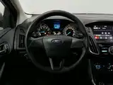 Фото 11 - Ford Focus