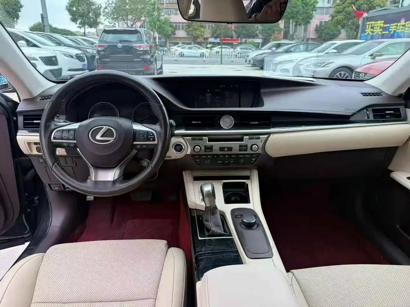 Lexus ES 2015 300h Comfort Edition фото 9