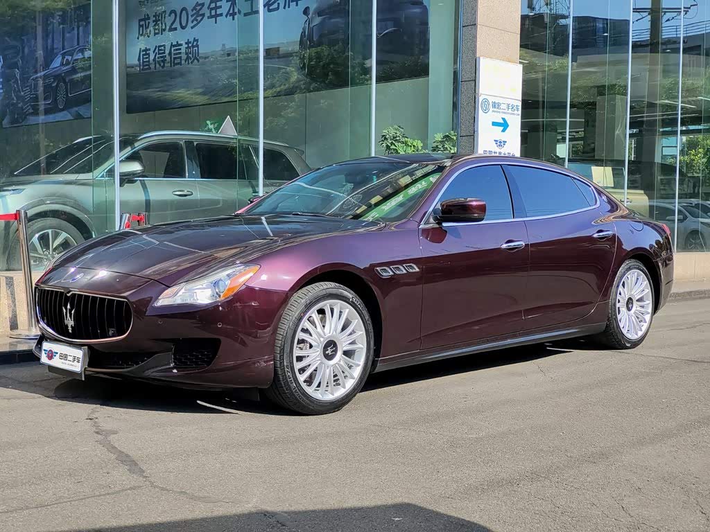 Maserati Quattroporte