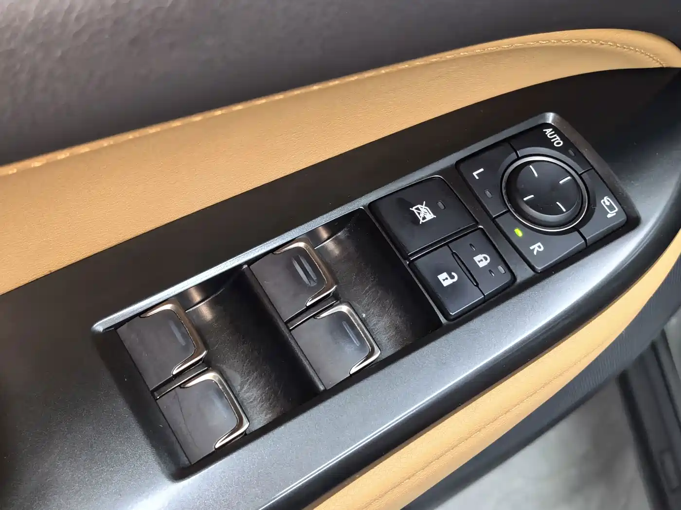 Lexus NX 2024 2024 260 FWD Joy Creation Edition