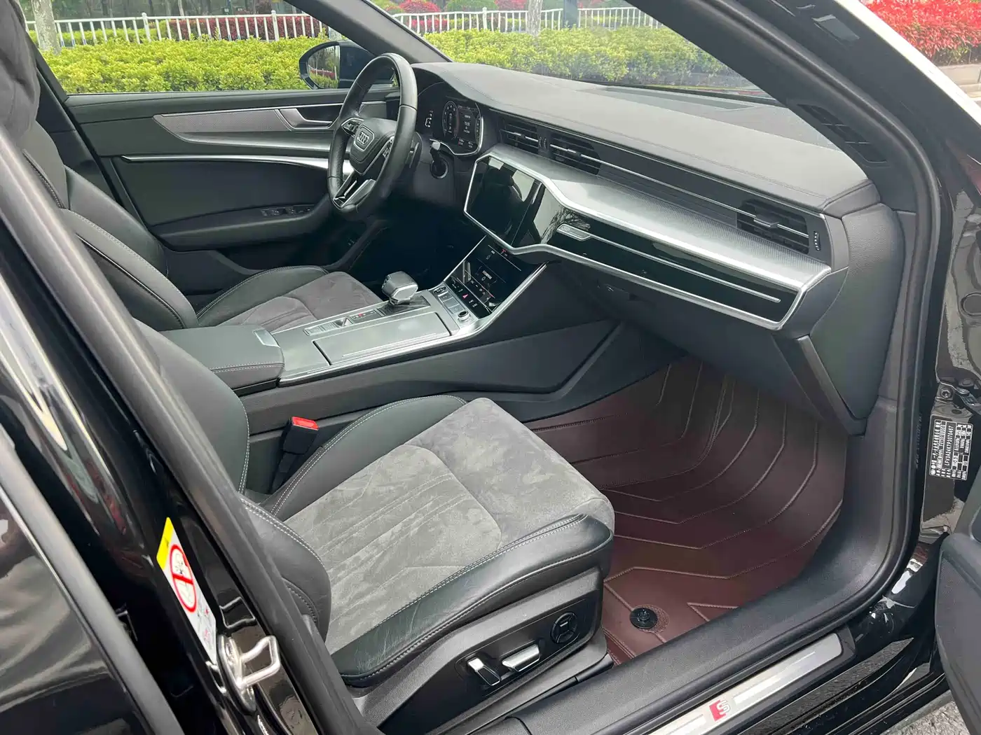 Audi A6L 2023 40 TFSI Luxury Dynamic фото 8