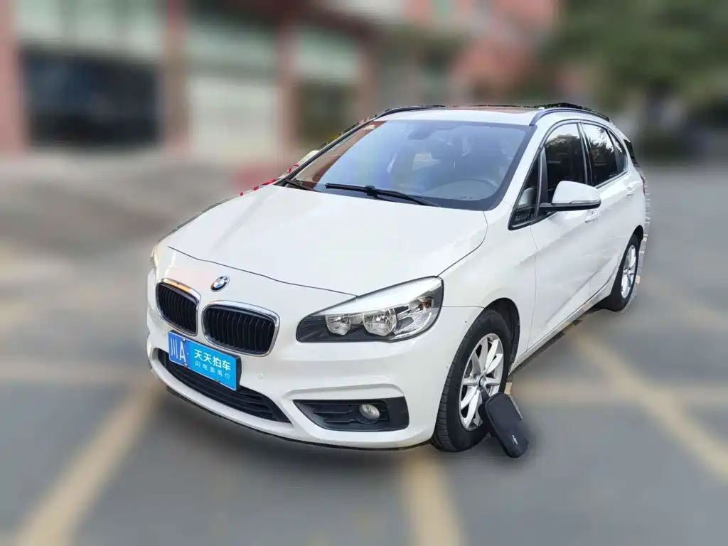 BMW 2 Series Touring 2016 — пригон из Китая