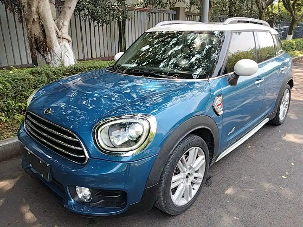 Фото 1 - MINI COUNTRYMAN